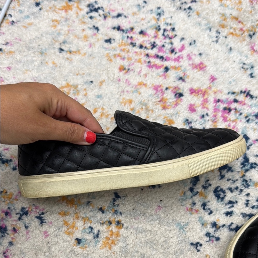Steve Madden Black Quilted Slip-On Shoes - Picture 2 of 5